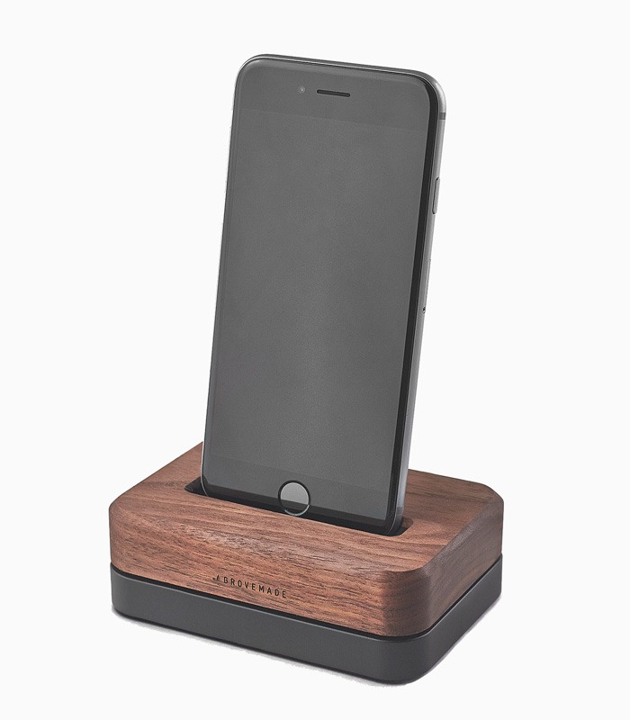 iphone-dock-1 iPhone dock - 图片 1