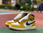 Air Jordan 1 High OG “Yellow Ochre”DZ5485-701 - 图片 3