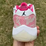 Air Jordan 11 Low "Pink Snakeskin" AH7860-106 - 图片 3