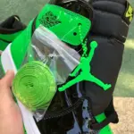 Air Jordan 1 "Pine Green" Patent Leather  555088-030 - 图片 4