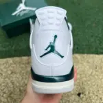 Air Jordan 4 “Oxidized Green” FQ8138-103 - 图片 3