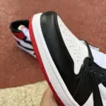 Travis Scott x Air Jordan 1 "Reverse Swoosh" Black White Red DH3227-500 - 图片 3