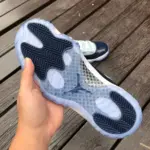 Air Jordan 11 Retro Low "Georgetown" 528895-007 - 图片 5