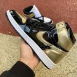 Air Jordan 1  "Top 3 Black and Gold Toe" 861428-001 - 图片 7