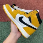 Air Jordan 1 High OG “Yellow Ochre”DZ5485-701 - 图片 6