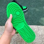 Air Jordan 1 "Pine Green" Patent Leather  555088-030 - 图片 7