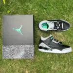 Air Jordan 3 "Green Glow" Black/Green Mid-Top Retro CT8532-031 - 图片 8