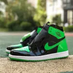 Air Jordan 1 "Pine Green" Patent Leather  555088-030