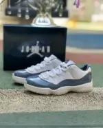 Air Jordan 11 Low "Midnight Navy" FV5104-104