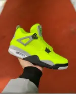 Air Jordan 4 Tagz Logo DV6773-700