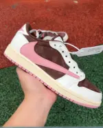 Travis Scott x Air Jordan 1 Low OG "Reverse Swoosh"  DZ4137-206