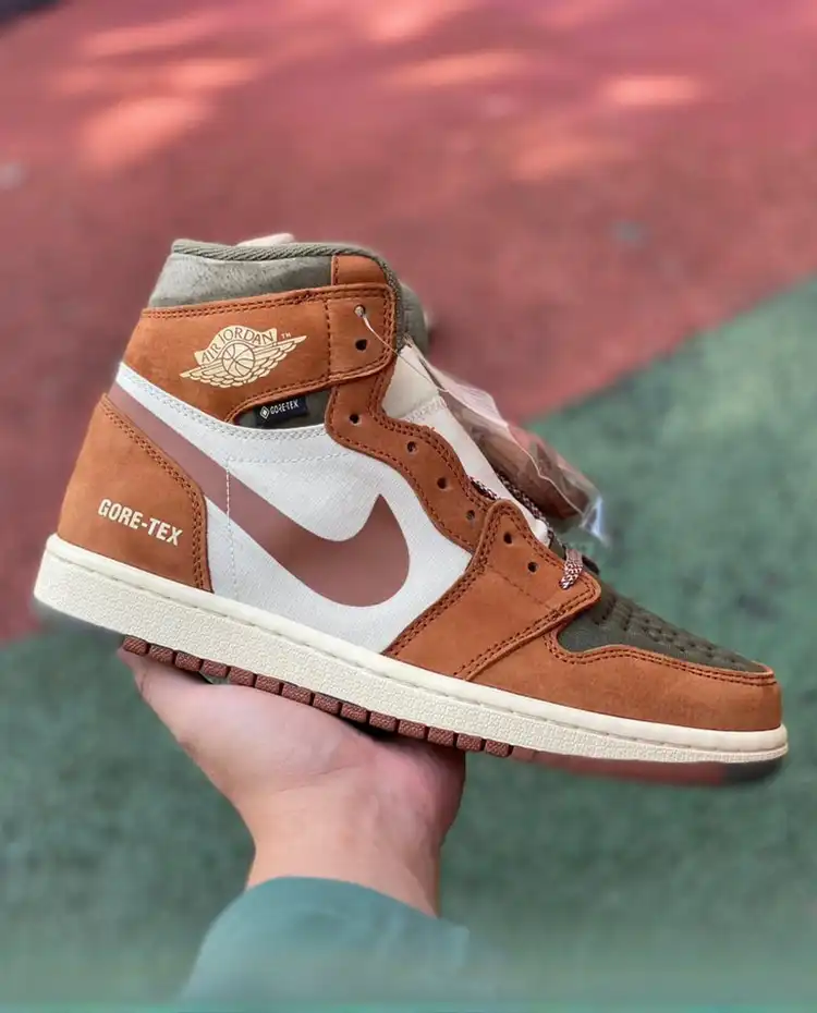 bria_c7313ec86c93e931.webp Air Jordan 1 Element GORE-TEX DB2889-003 - 图片 1