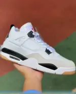 Nike SB x Air Jordan 4 AJ4 "Pine Green" DR5415-101