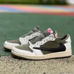 Travis Scott x Jordan Air Jordan 1 Low OG "Medium Olive" DM7866-200
