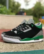 Air Jordan 3 Retro "Pine Green" CT8532-030