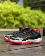 Air Jordan 11 Low "Bred" 528895-012
